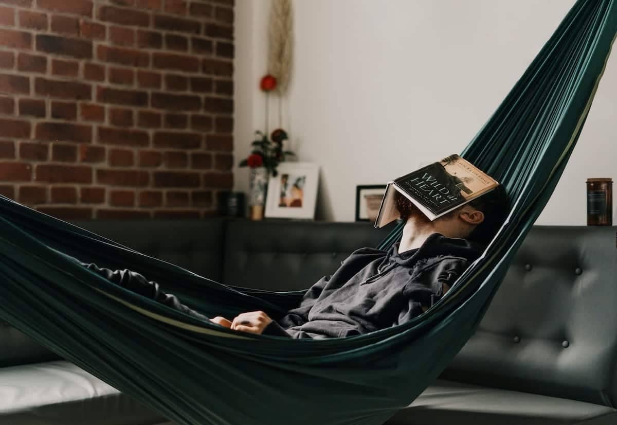 How to Hang a Hammock in an Apartment